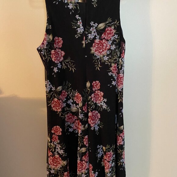Torrid Swing Style Black with Flowers Dress - Picture 5 of 10